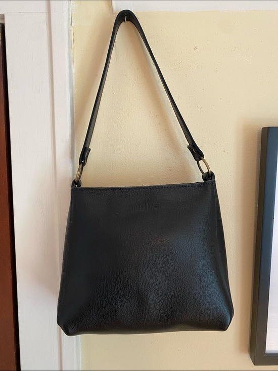 portland leather goods Handbags - NWOT Portland Leather Goods Black Shoulder Bag